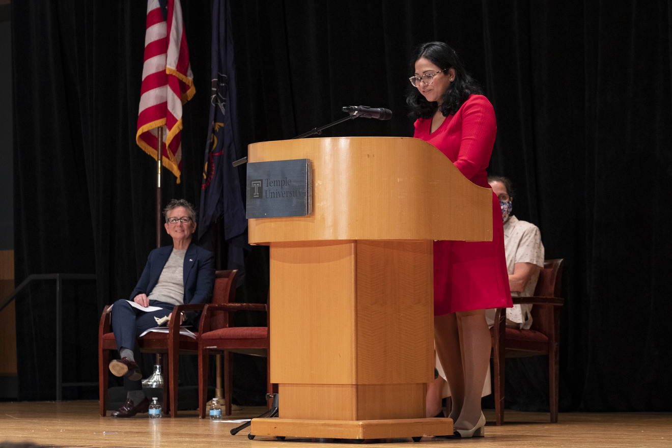 Interim Dean Amy Goldberg, MD, FACS, speaking at the graduation podium