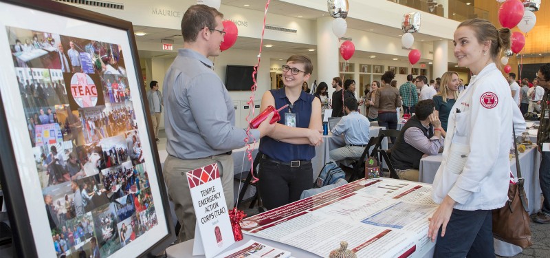Resources fair for medical student at the School of Medicine
