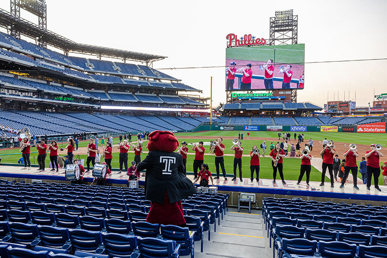 The Phillies Stadium with the Temple Mascot and Band
