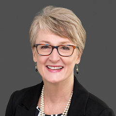 Dr. Anne E. Lundquist
