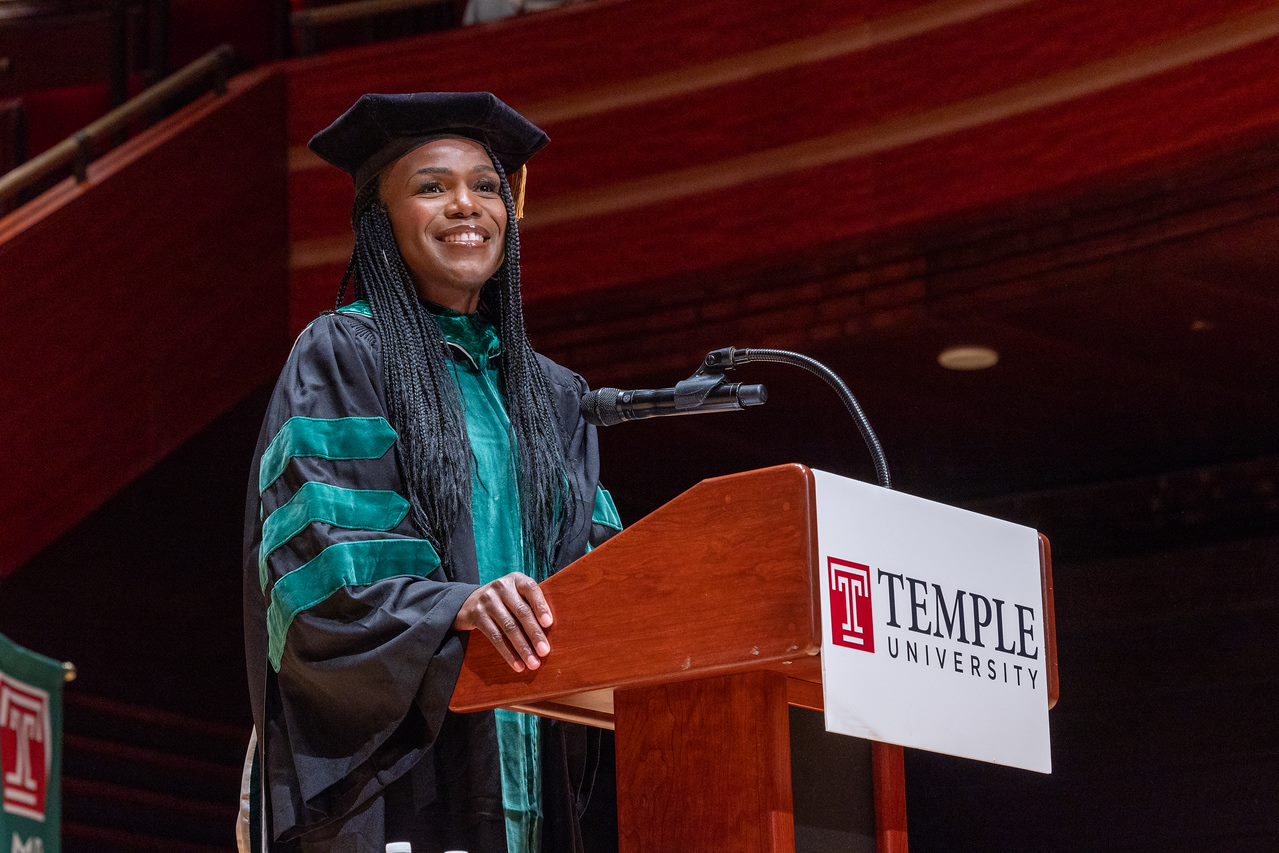 Dr. Ala Stanford, Commencement Speaker, at the podium